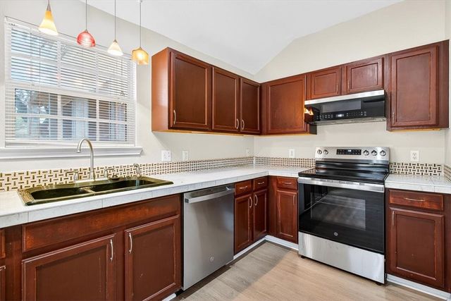 3726 Sunnyville Dr, Corpus Christi, TX 78410