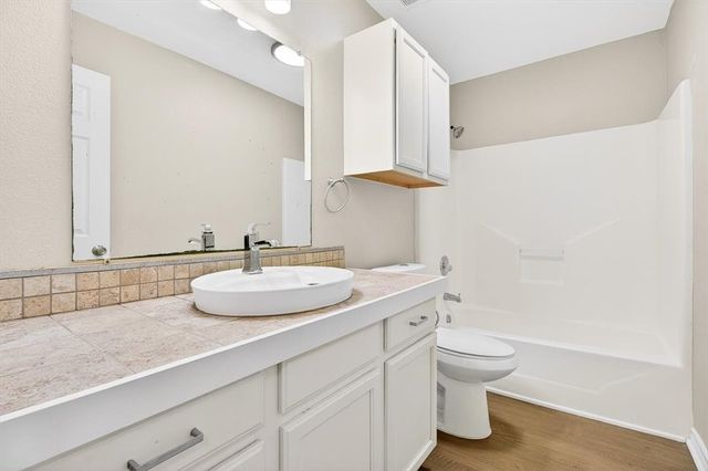 3726 Sunnyville Dr, Corpus Christi, TX 78410