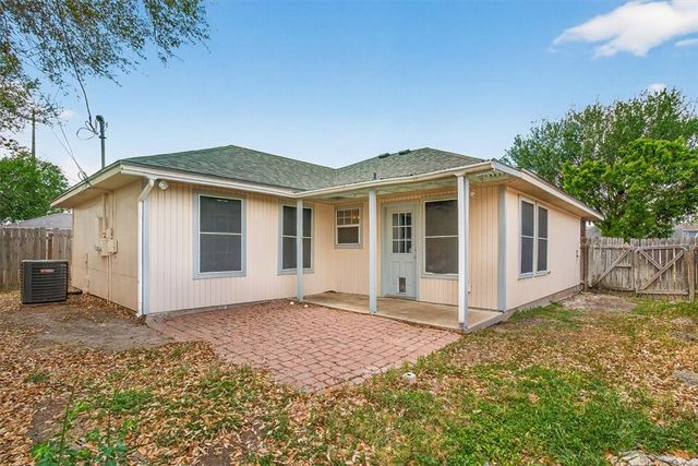 3726 Sunnyville Dr, Corpus Christi, TX 78410