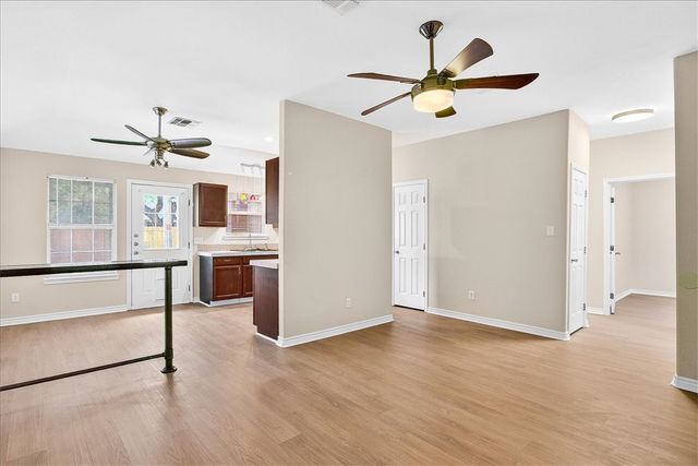 3726 Sunnyville Dr, Corpus Christi, TX 78410