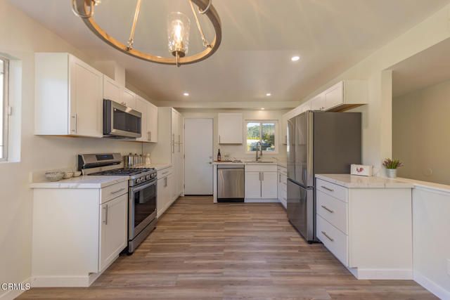 75 Maxine Avenue, Oak View, CA 93022