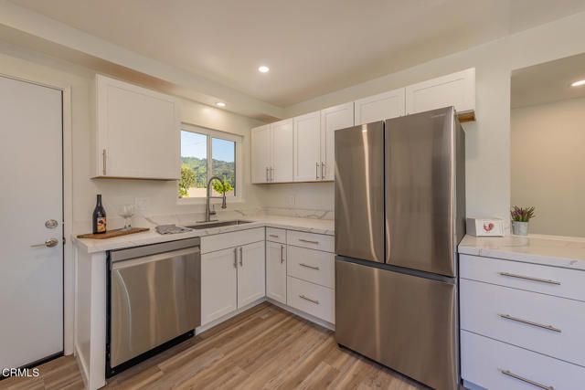 75 Maxine Avenue, Oak View, CA 93022