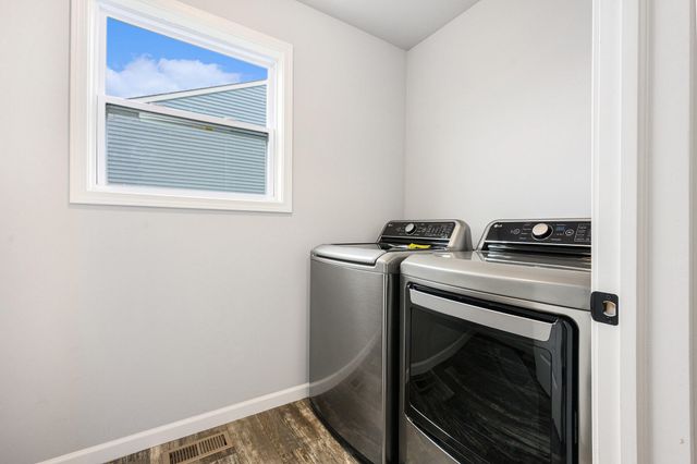 1708 Harper Grove Lane, Vicksburg Vllg, MI 49097