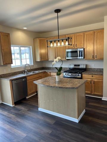 6526 93rd AVENUE, Kenosha, WI 53142