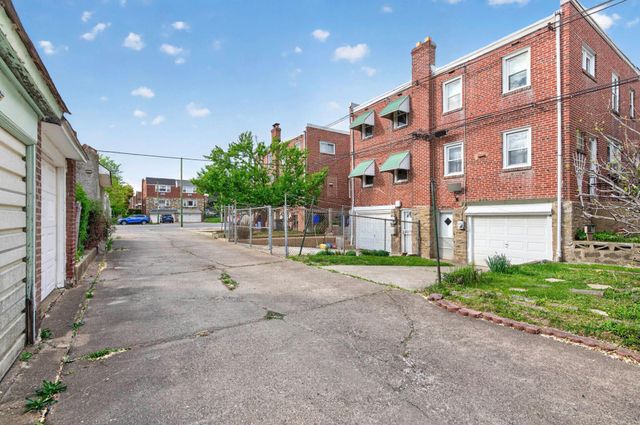 2006 VISTA ST, Philadelphia, PA 19152