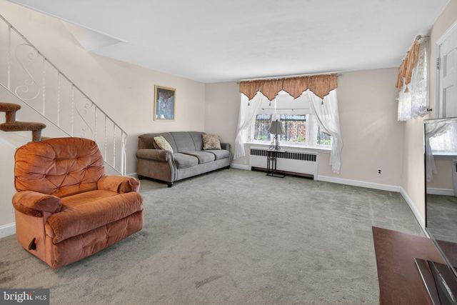 2006 VISTA ST, Philadelphia, PA 19152