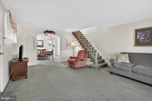 2006 VISTA ST, Philadelphia, PA 19152