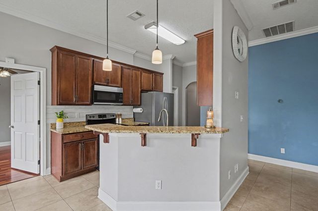 2202 Palo Alto Street, Navarre, FL 32566