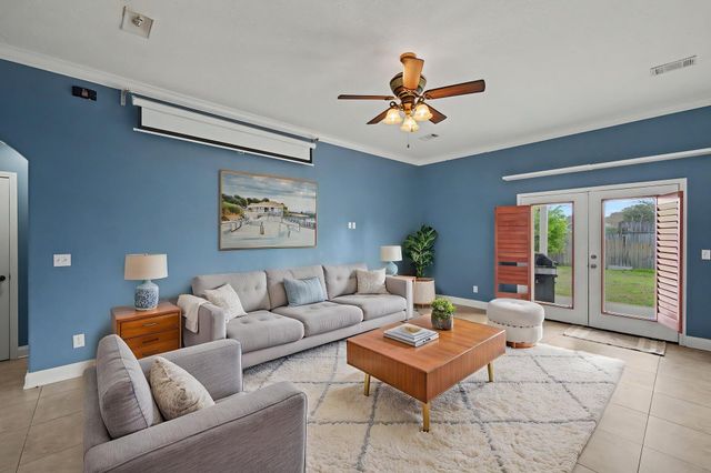 2202 Palo Alto Street, Navarre, FL 32566