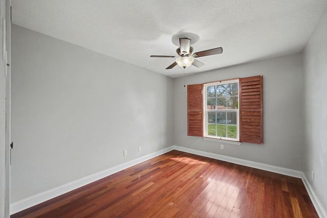 2202 Palo Alto Street, Navarre, FL 32566