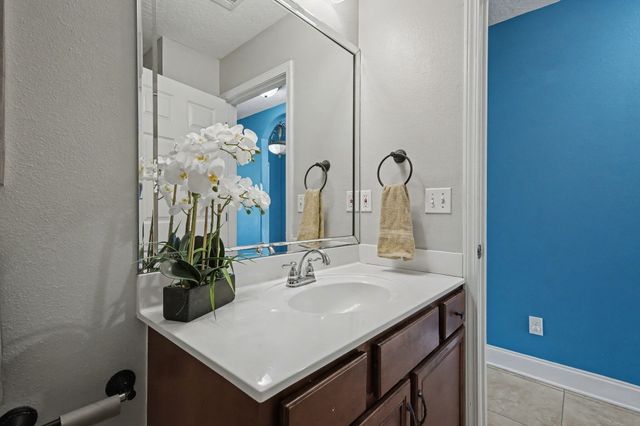 2202 Palo Alto Street, Navarre, FL 32566