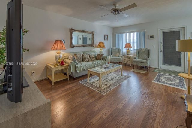 2440 W Lake Osborne Drive 210, Lake Worth, FL 33461