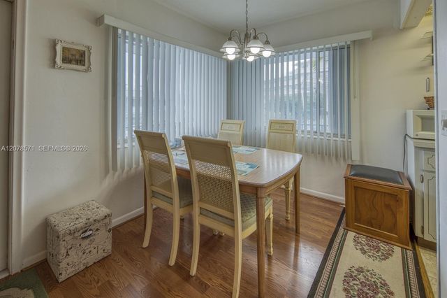 2440 W Lake Osborne Drive 210, Lake Worth, FL 33461
