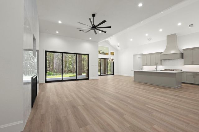 130 Sanctuary Road, Huntsville, TX 77340