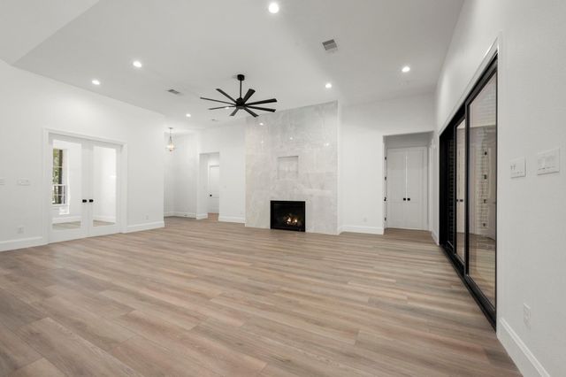 130 Sanctuary Road, Huntsville, TX 77340