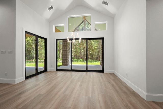 130 Sanctuary Road, Huntsville, TX 77340