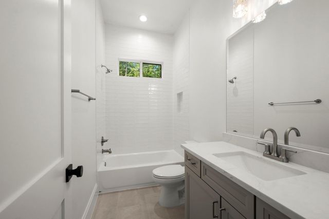 130 Sanctuary Road, Huntsville, TX 77340
