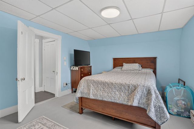 28-30 Crescent Ave, Melrose, MA 02176