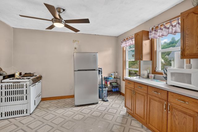 28-30 Crescent Ave, Melrose, MA 02176