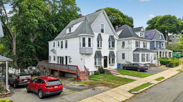 28-30 Crescent Ave, Melrose, MA 02176