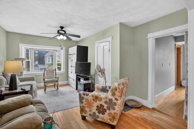 28-30 Crescent Ave, Melrose, MA 02176