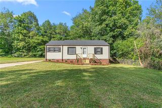 219 Matt Place, Greensboro, NC 27405