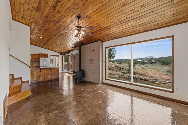 14 Lakeview Place, Sandia Park, NM 87047