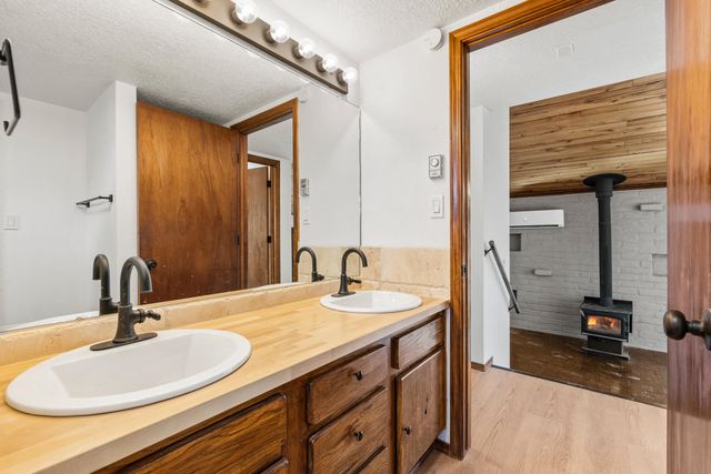 14 Lakeview Place, Sandia Park, NM 87047