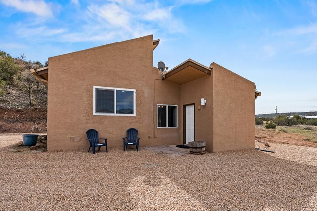 14 Lakeview Place, Sandia Park, NM 87047