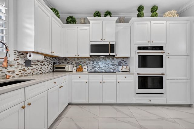 122 Andros Harbour Place, Jupiter, FL 33458