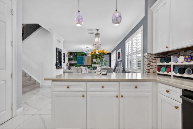 122 Andros Harbour Place, Jupiter, FL 33458
