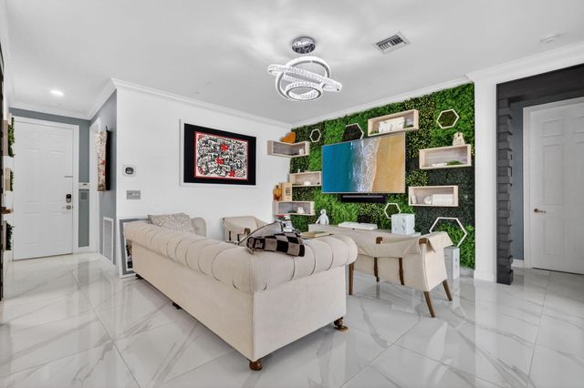 122 Andros Harbour Place, Jupiter, FL 33458
