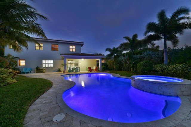 122 Andros Harbour Place, Jupiter, FL 33458