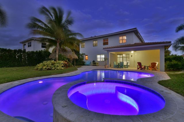 122 Andros Harbour Place, Jupiter, FL 33458