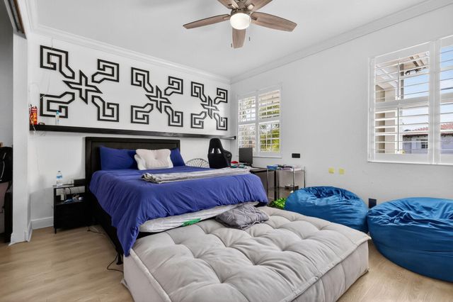 122 Andros Harbour Place, Jupiter, FL 33458