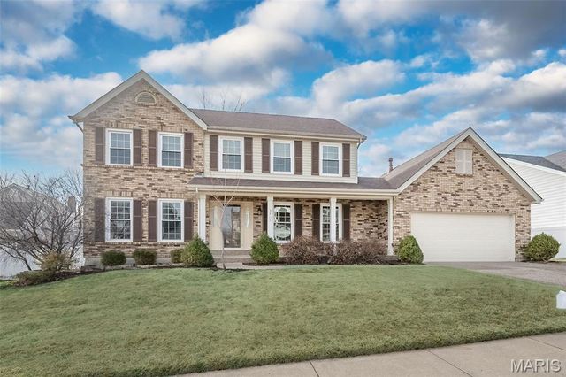 3465 Foxborough Circle, St Charles, MO 63301