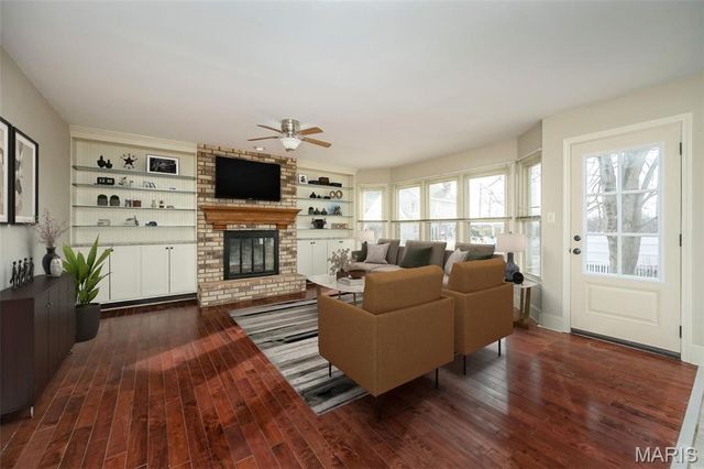 3465 Foxborough Circle, St Charles, MO 63301