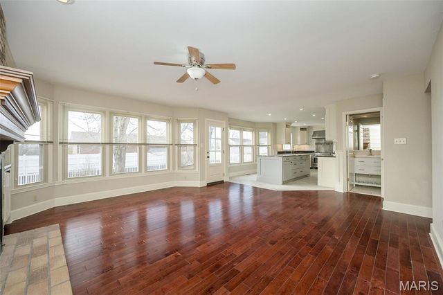 3465 Foxborough Circle, St Charles, MO 63301