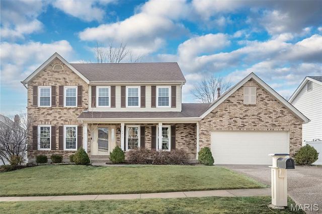 3465 Foxborough Circle, St Charles, MO 63301