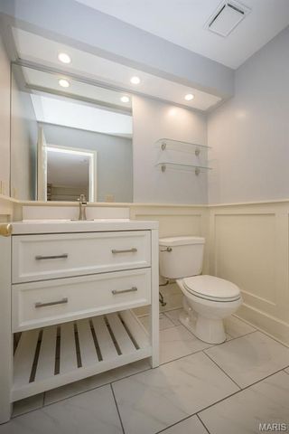 3465 Foxborough Circle, St Charles, MO 63301