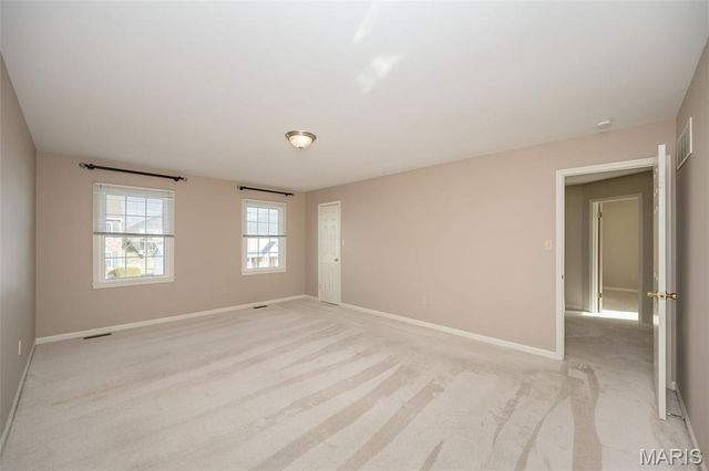 3465 Foxborough Circle, St Charles, MO 63301