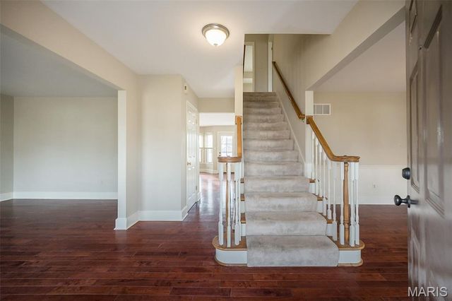 3465 Foxborough Circle, St Charles, MO 63301