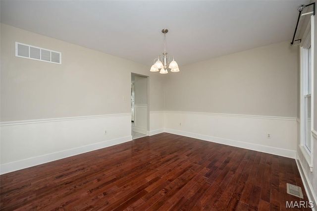 3465 Foxborough Circle, St Charles, MO 63301