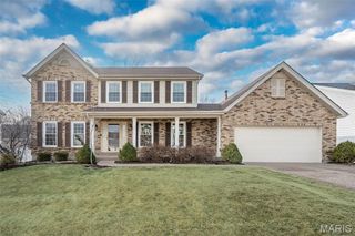 3465 Foxborough Circle, St Charles, MO 63301