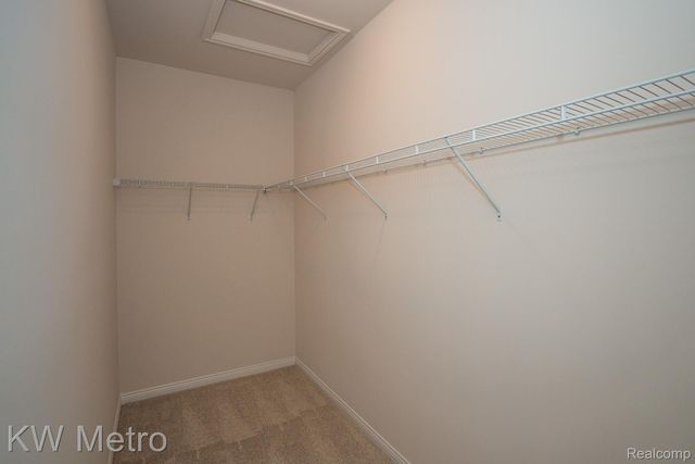2696 John Bartley Circle, Sterling Heights, MI 48310