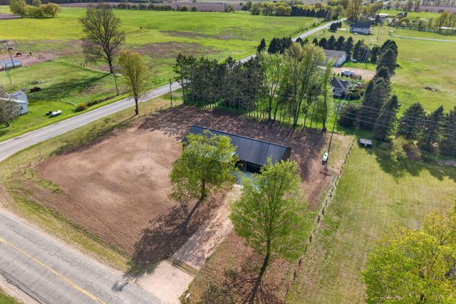 3027 100th Avenue, Hinton Twp, MI 48850