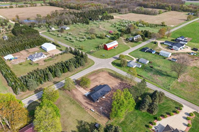 3027 100th Avenue, Hinton Twp, MI 48850