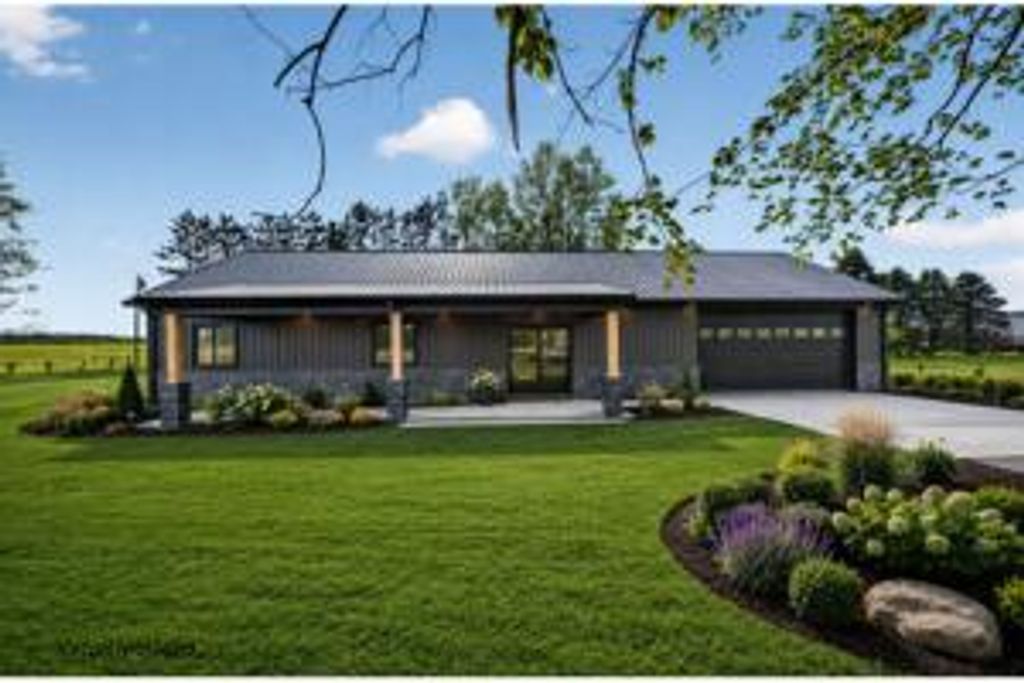 3027 100th Avenue, Hinton Twp, MI 48850