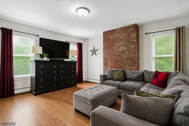 70 Elm St, Montclair Twp., NJ 07042
