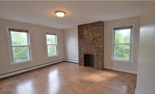 70 Elm St, Montclair Twp., NJ 07042